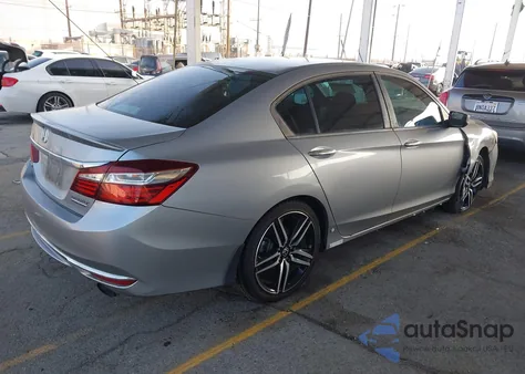 2017 Honda Accord Sport Se z USA, uszkodzony, nr VIN 1HGCR2F17HA136440